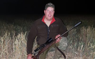 David Nilsson efter ännu en lyckad vildsvinsjakt. Foto: Privat