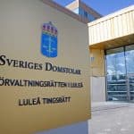 Sveaskog går vidare till Förvaltningsrätten. Det statliga bolaget vill att domstolen tar ställning till om det var rätt eller fel av länsstyrelserna att säga nej till att använda helikopter och motorfordon i samband med skyddsjakt på älg i Norrbotten och Västerbotten.