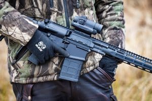 AR-10.