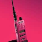 Zodiac skänker 100 kronor per såld rosa jaktradio.