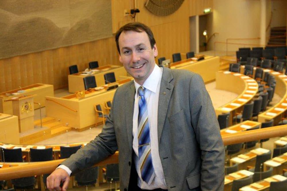 Sten Bergheden, riksdagsledamot (M) och jägare, lämnar in en riksdagsmotion om att uppmärksamma jaktens betydelse för Sverige.