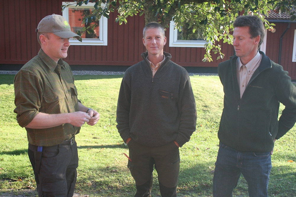 Domare i eftersök. Marcus Engström, Jonas Lundgren och Mats Johansson.