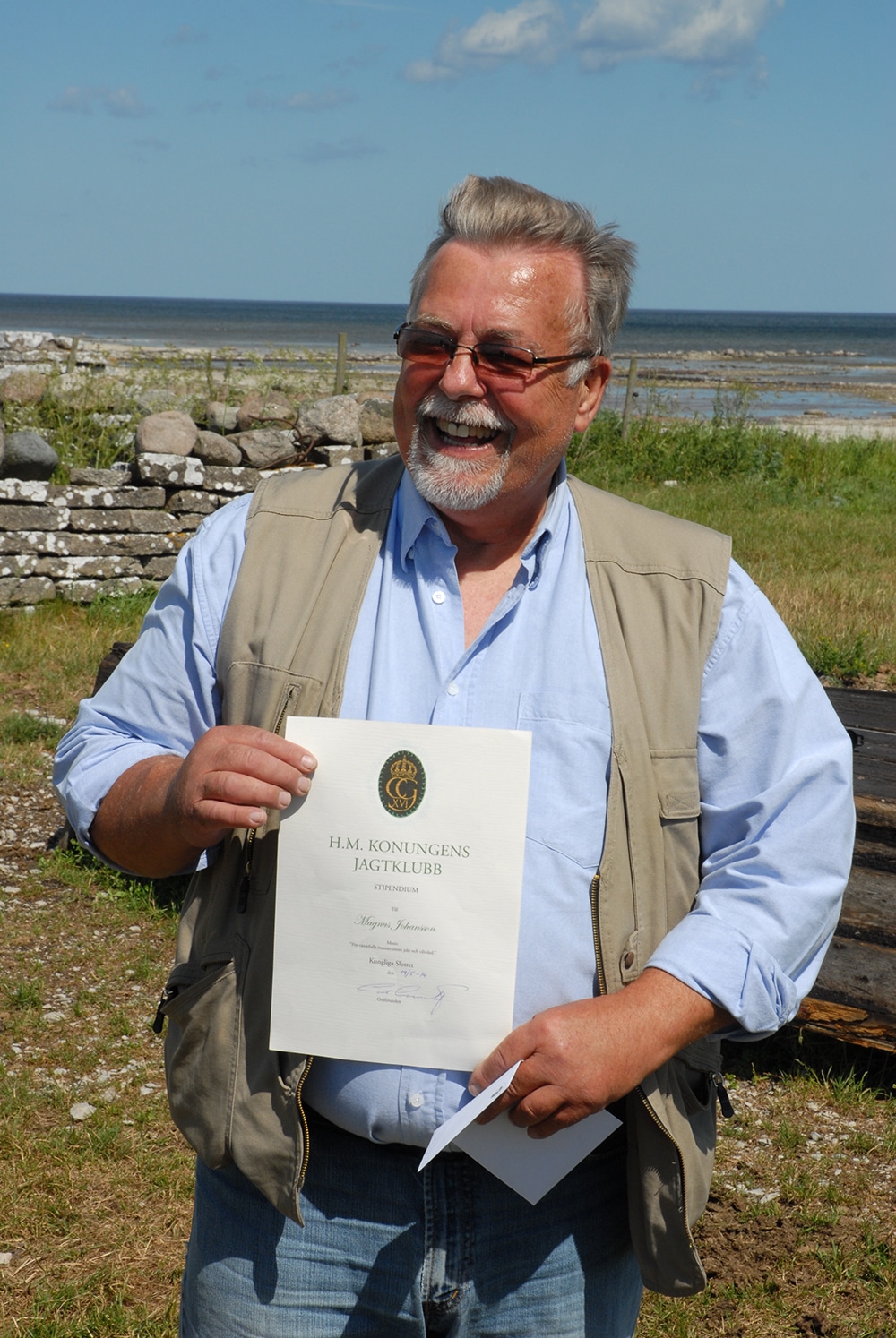 Magnus Johansson har jobbat länge och målmedvetet med viltvården på Öland. Nu belönas han med Kungliga jaktklubbens stipendium för ”värdefulla insatser inom jakt och viltvård”. Foto: Carl von Essen