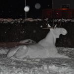 Fyra timmar tog snöälgen att bygga. Foto: Privat