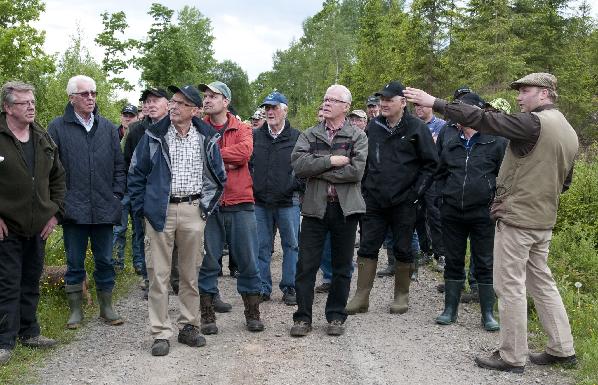 Genom webbundersökningen vill förbundet få större kunskap om vad medlemmarna tycker om verksamheten, i det här fallet en exkursion ledd av jaktvårdskonsulent Elias Turesson. Foto: Jan Henricson