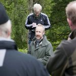 Lars Petersson hälsade välkommen och berättade om projektet Viltfoder i samverkan som bland annat innebär att jägarna planterat 45 000 tallplantor. Foto: Jan Henricson