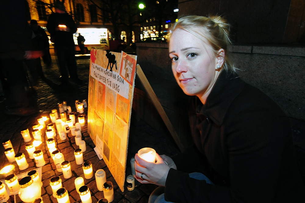 Insändarskribenten Sofie Rockmyr tog initiativet till den stora manifestationen för vargjakten som ägde rum i Karlstad den 9 januari. Det var också hon som stod bakom ljusmanifestationen för vargdödade hundar i november förra året. Foto: Boo Westlund