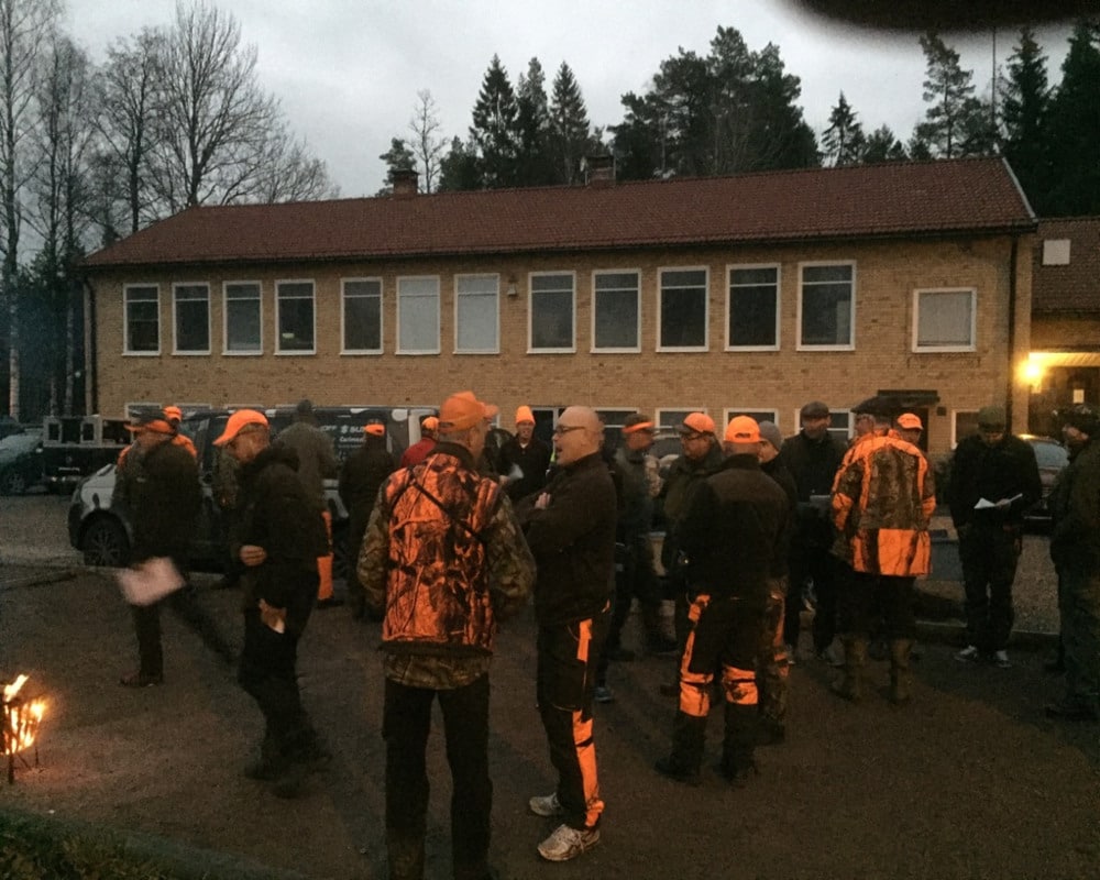 Morgonsamling vid Karlsby skola inför storjakten. Foto: Lars Ingemarsson